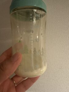 目盛りが見えにくい哺乳瓶